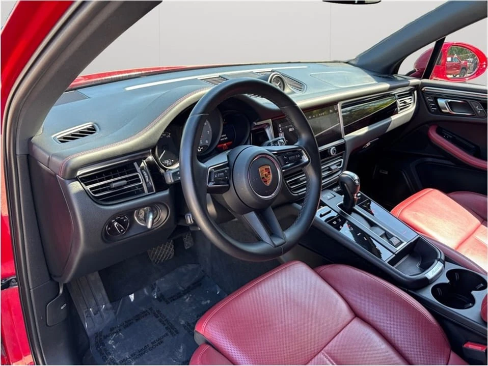 2023 Porsche Macan - Image 6 of 20