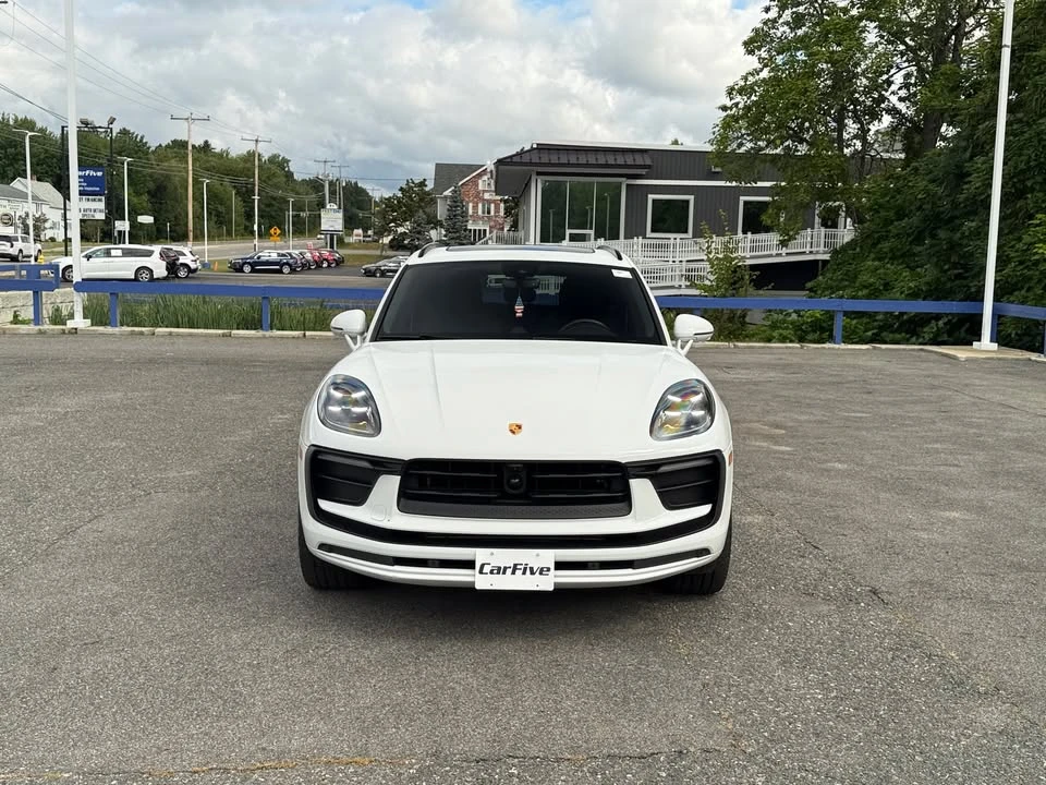 2023 Porsche Macan T - Image 8 of 20