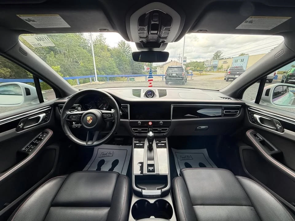 2023 Porsche Macan T - Image 12 of 20