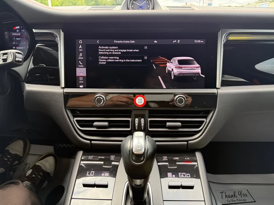 2023 Porsche Macan T - Image 16 of 20