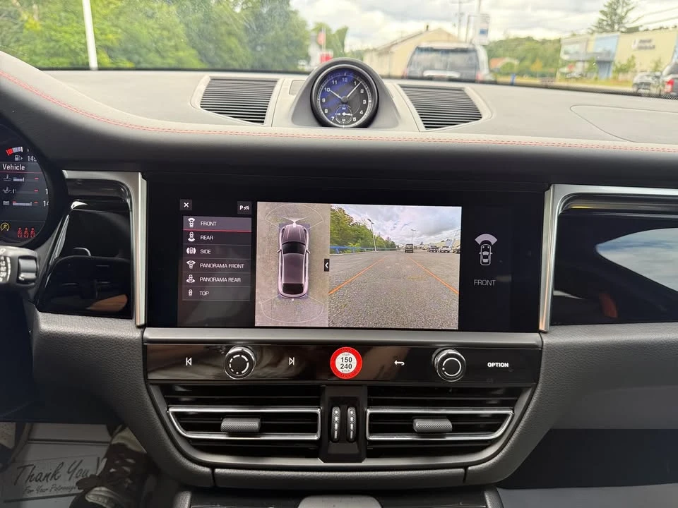 2023 Porsche Macan T - Image 14 of 20