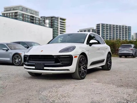 2023 Porsche Macan T