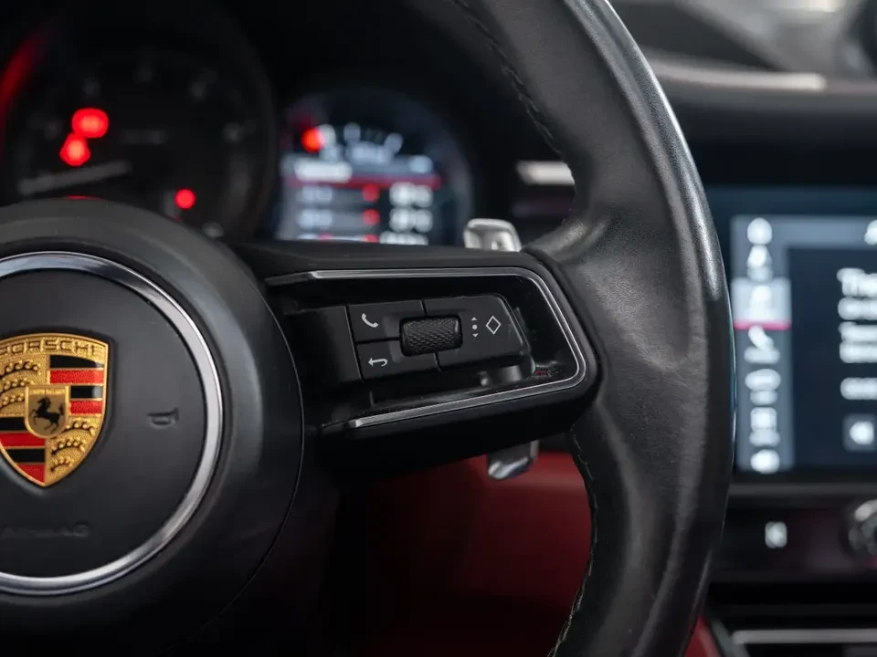 2023 Porsche Macan - Image 20 of 20