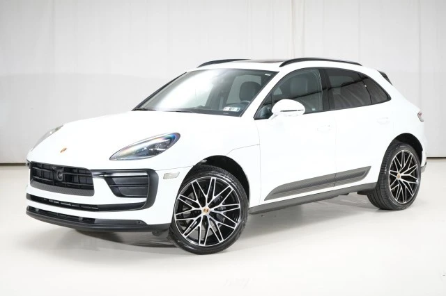 2023 Porsche Macan - Image 2 of 21