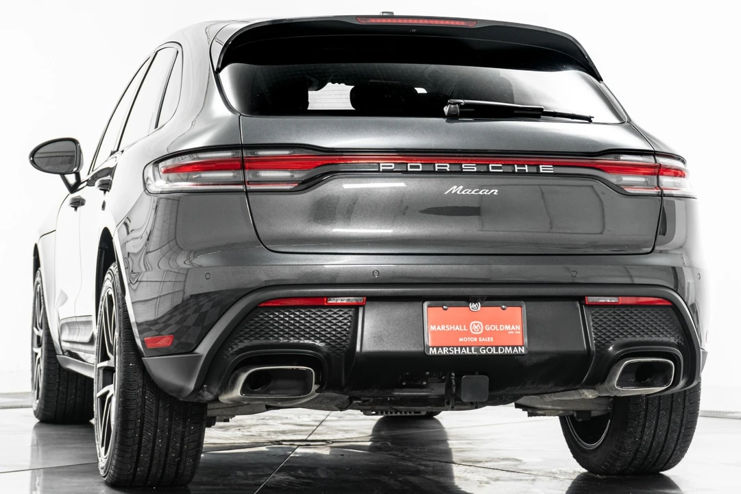 2023 Porsche Macan - Image 7 of 21