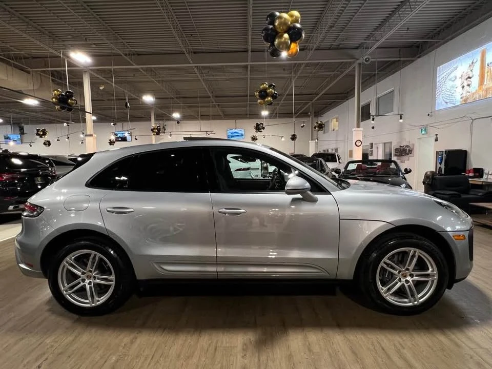 2023 Porsche Macan - Image 5 of 16