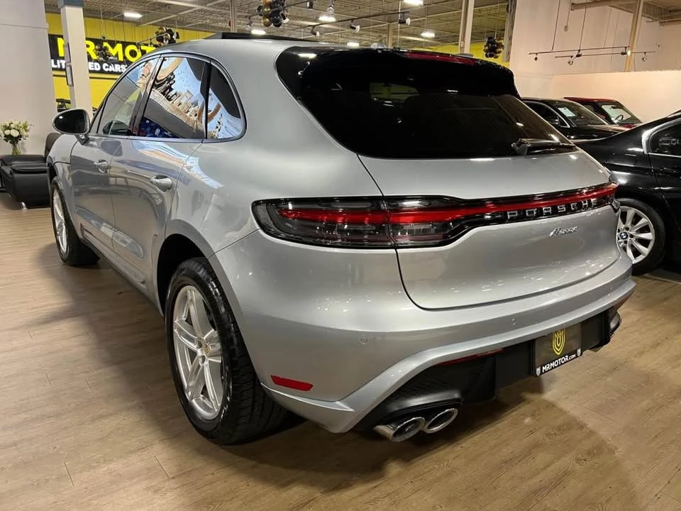2023 Porsche Macan - Image 3 of 16