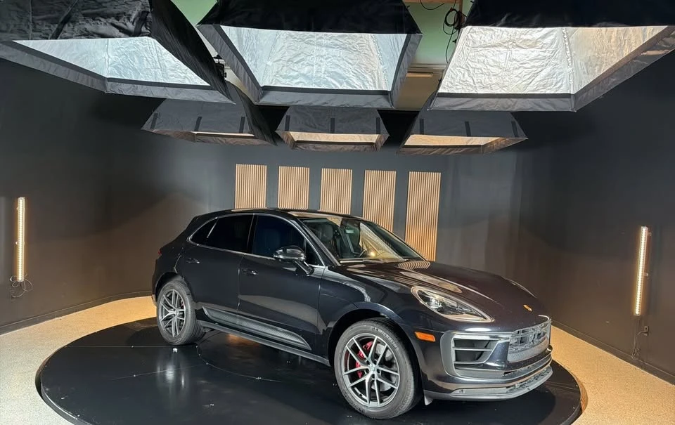 2023 Porsche Macan S - Image 7 of 11