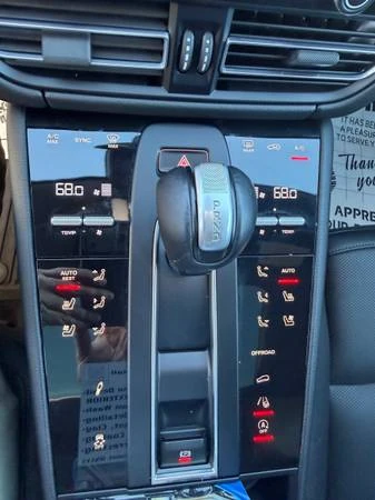 2023 Porsche Macan S - Image 14 of 15
