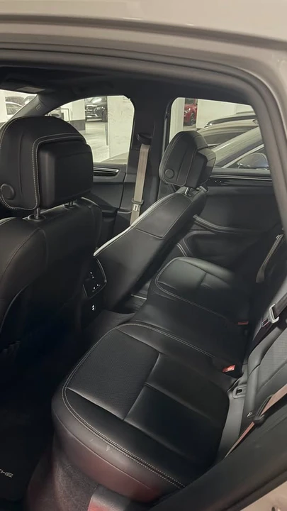 2023 Porsche Macan S - Image 5 of 5