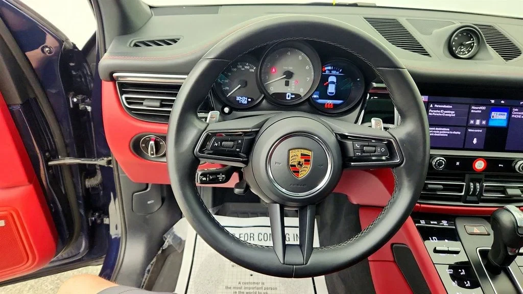 2023 Porsche Macan S - Image 14 of 27