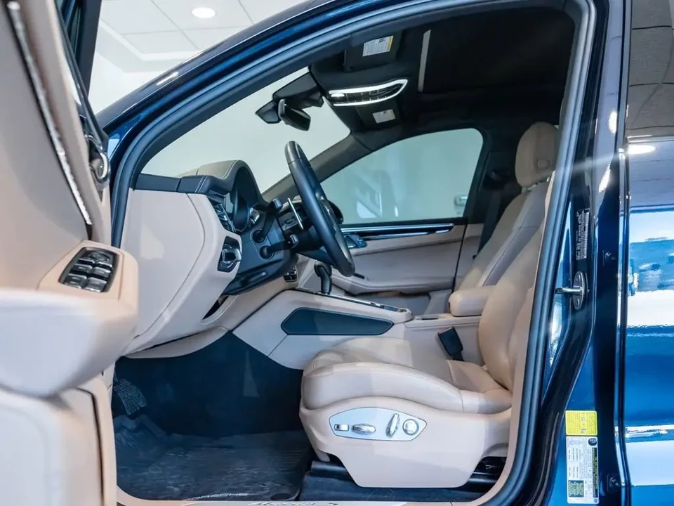 2023 Porsche Macan S - Image 5 of 12