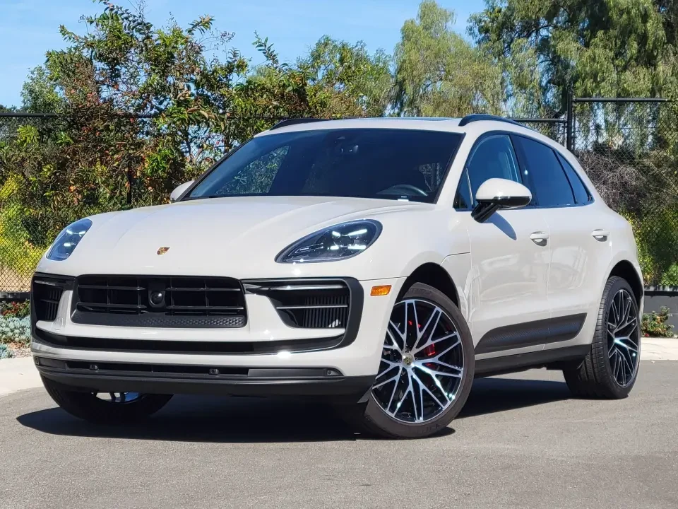 2023 Porsche Macan S - Image 9 of 13