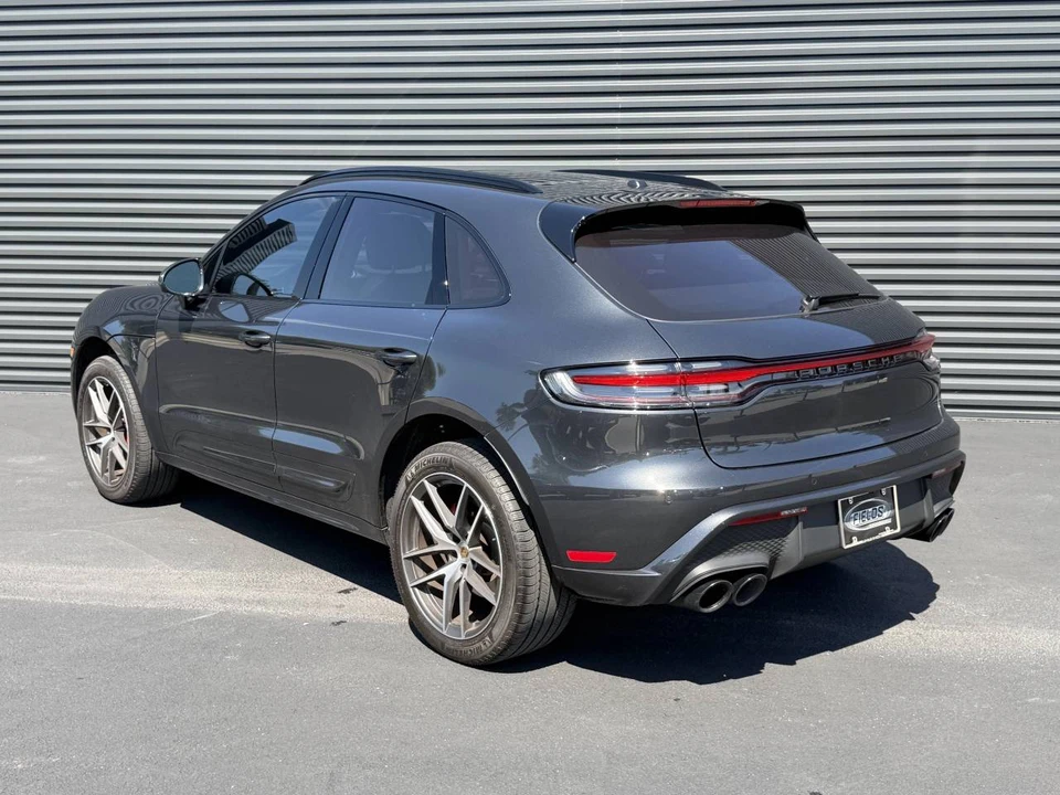 2023 Porsche Macan S - Image 3 of 5