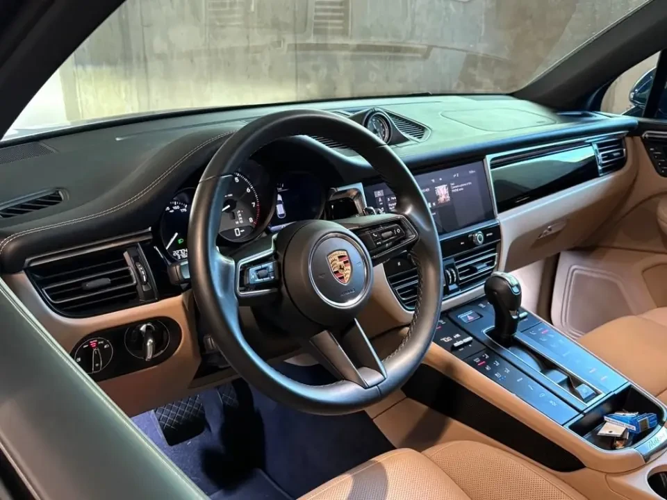 2023 Porsche Macan S - Image 31 of 31
