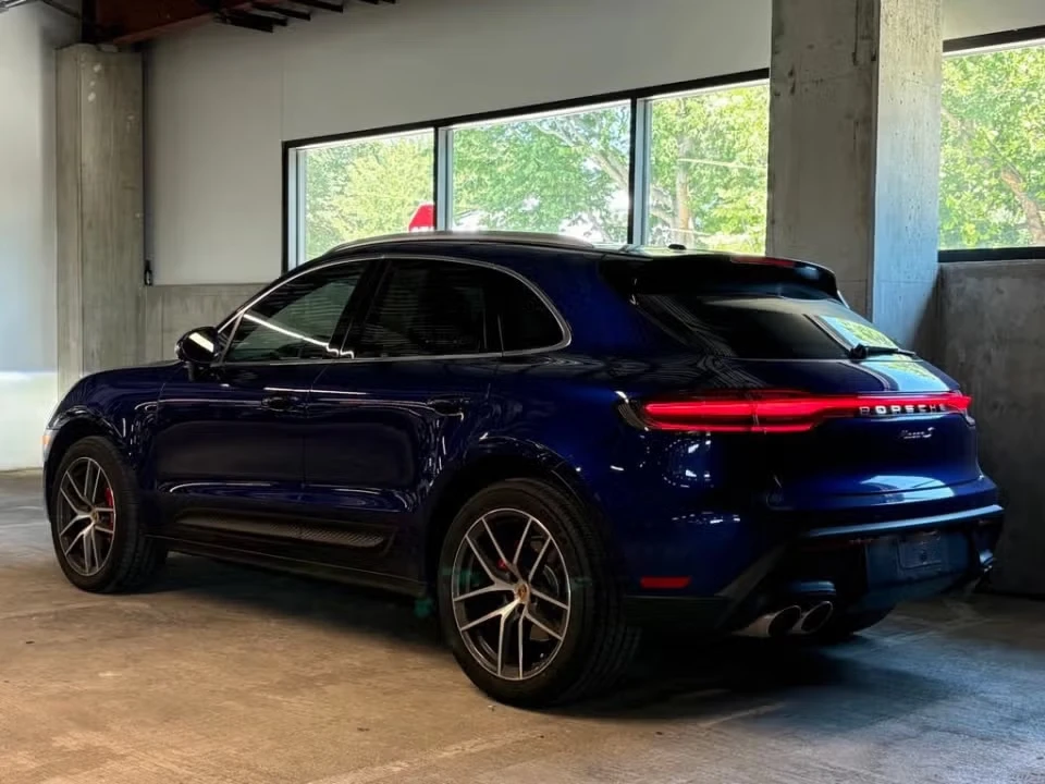 2023 Porsche Macan S - Image 19 of 31