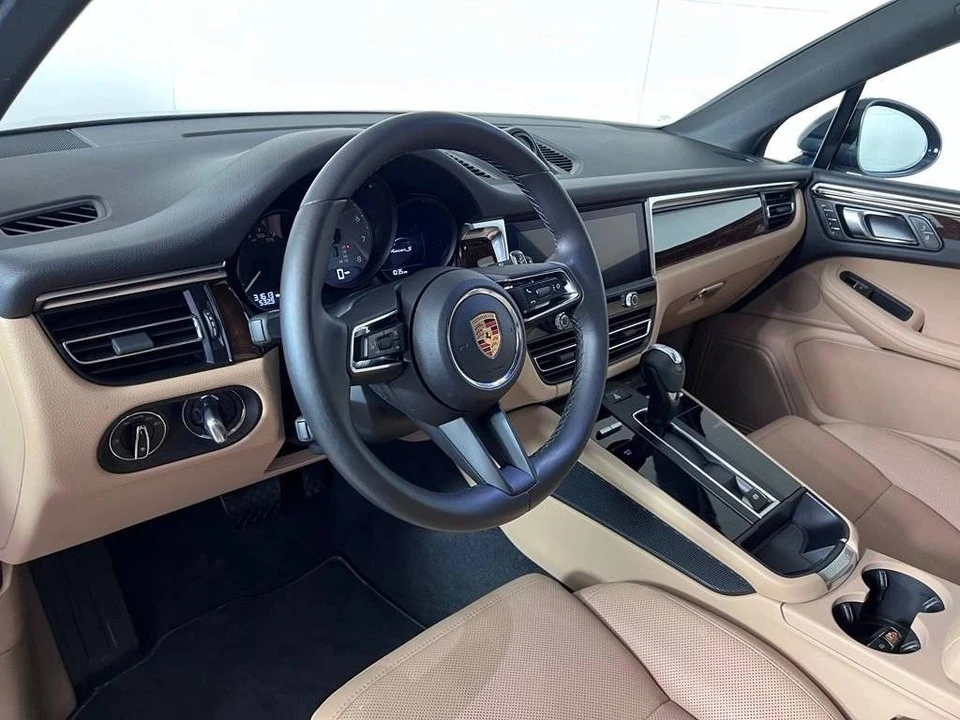 2023 Porsche Macan S - Image 4 of 5