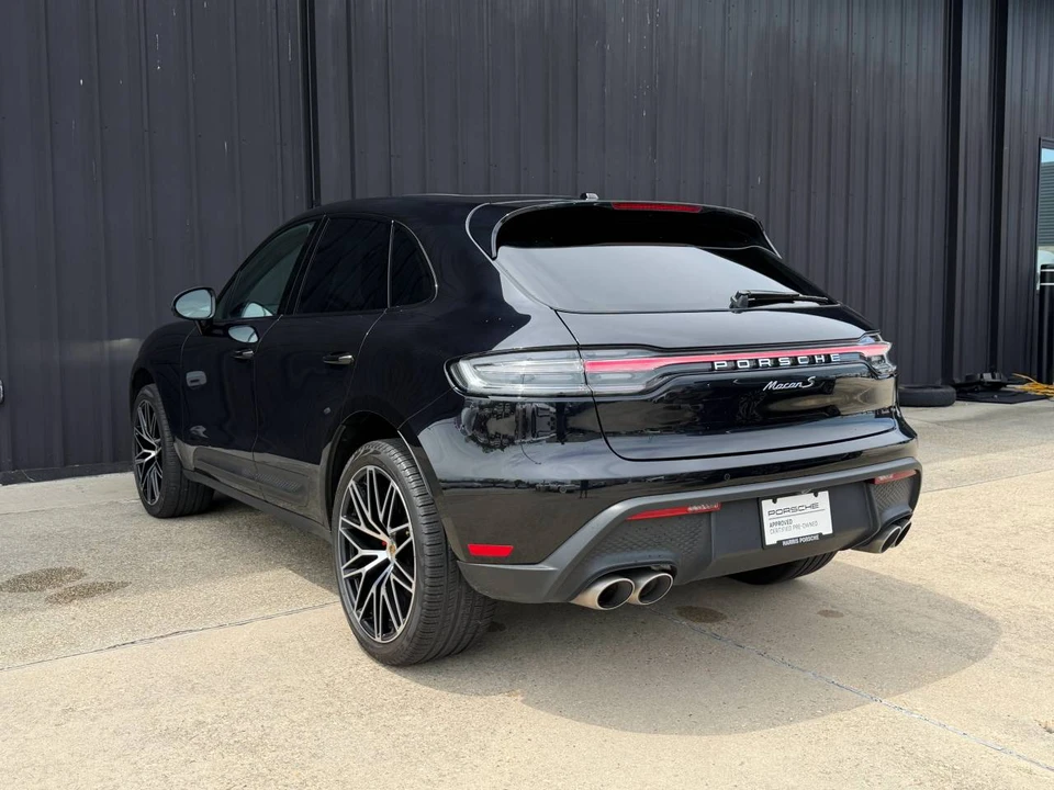 2023 Porsche Macan S - Image 3 of 5