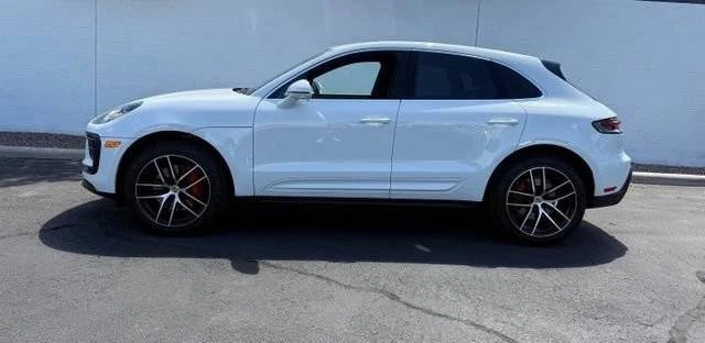 2023 Porsche Macan S - Image 2 of 5