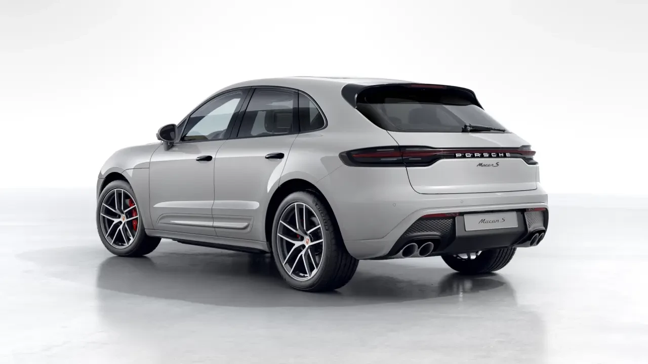 2023 Porsche Macan S - Image 24 of 30