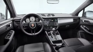 2023 Porsche Macan S - Image 25 of 30
