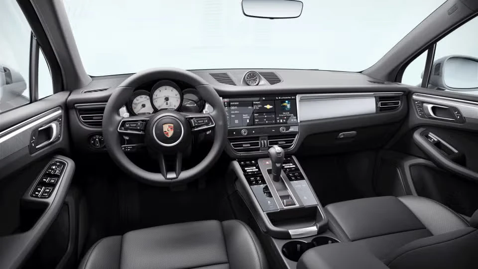 2023 Porsche Macan S - Image 27 of 30