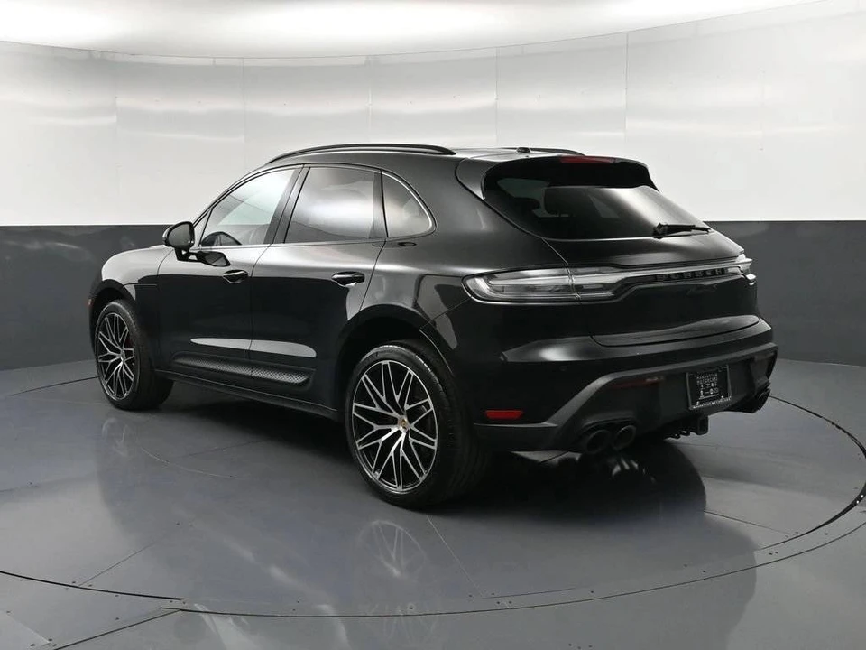 2023 Porsche Macan S - Image 3 of 5
