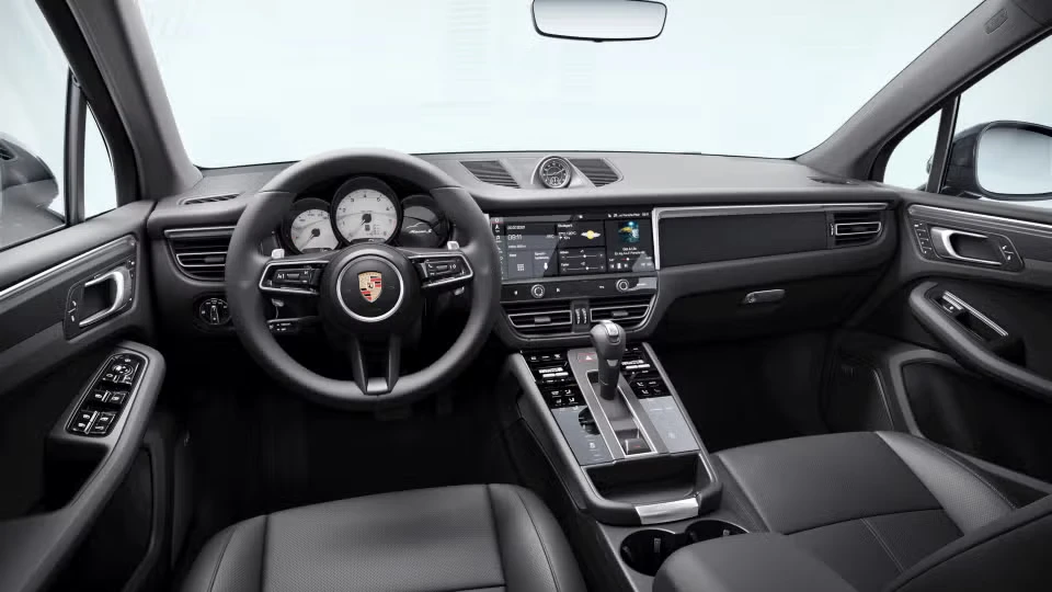 2023 Porsche Macan S - Image 27 of 31