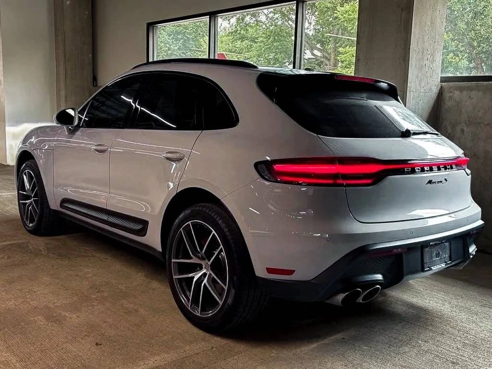 2023 Porsche Macan S - Image 3 of 5