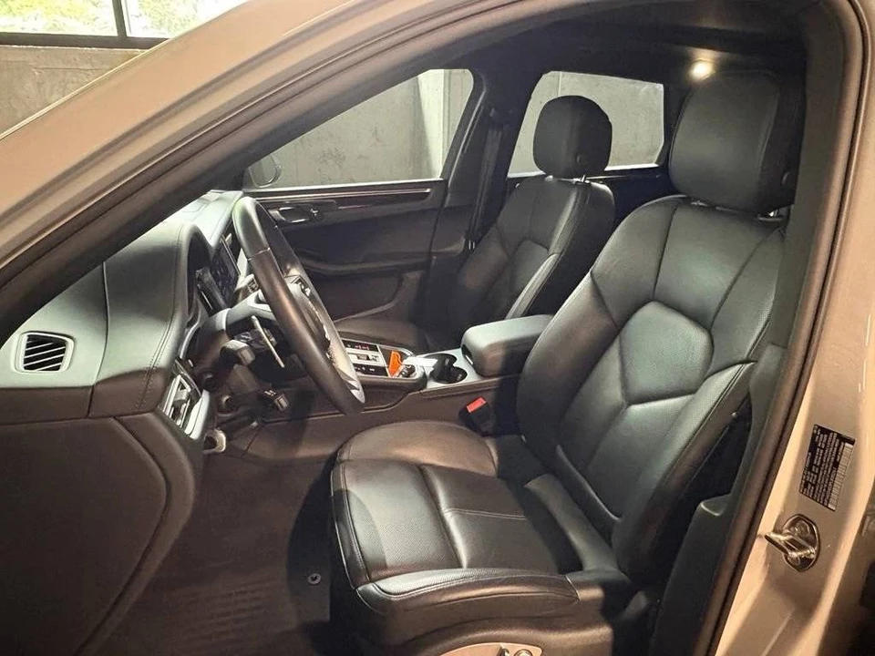 2023 Porsche Macan S - Image 5 of 5