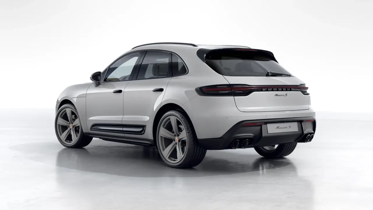 2023 Porsche Macan S - Image 24 of 30
