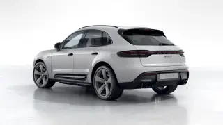 2023 Porsche Macan S - Image 21 of 30