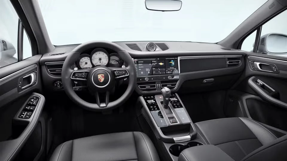 2023 Porsche Macan S - Image 27 of 30