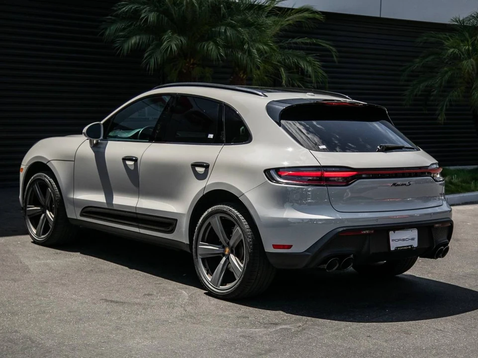 2023 Porsche Macan S - Image 3 of 5