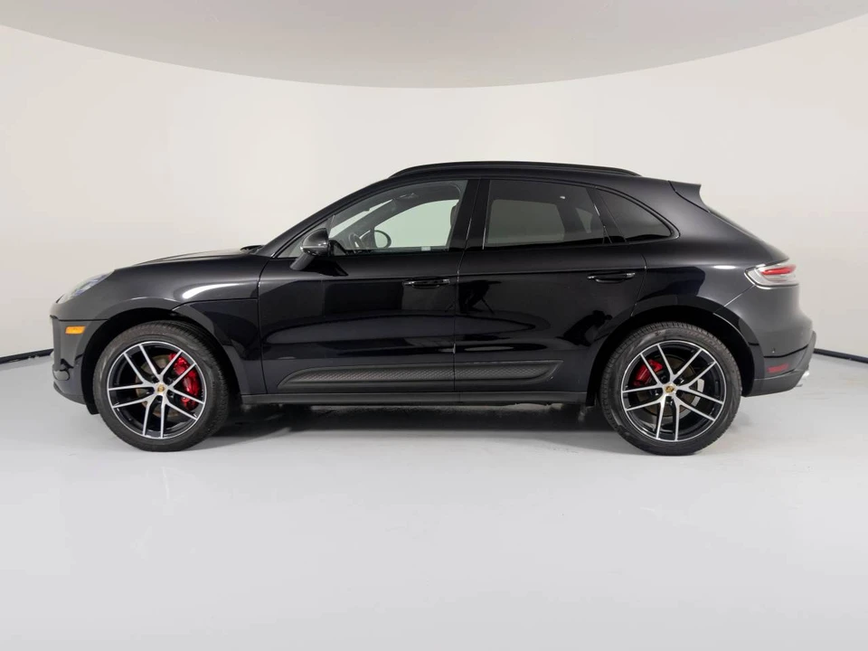 2023 Porsche Macan S - Image 2 of 5