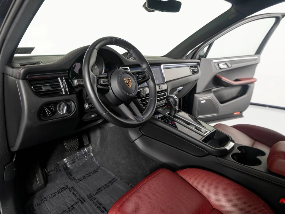 2023 Porsche Macan S - Image 5 of 5