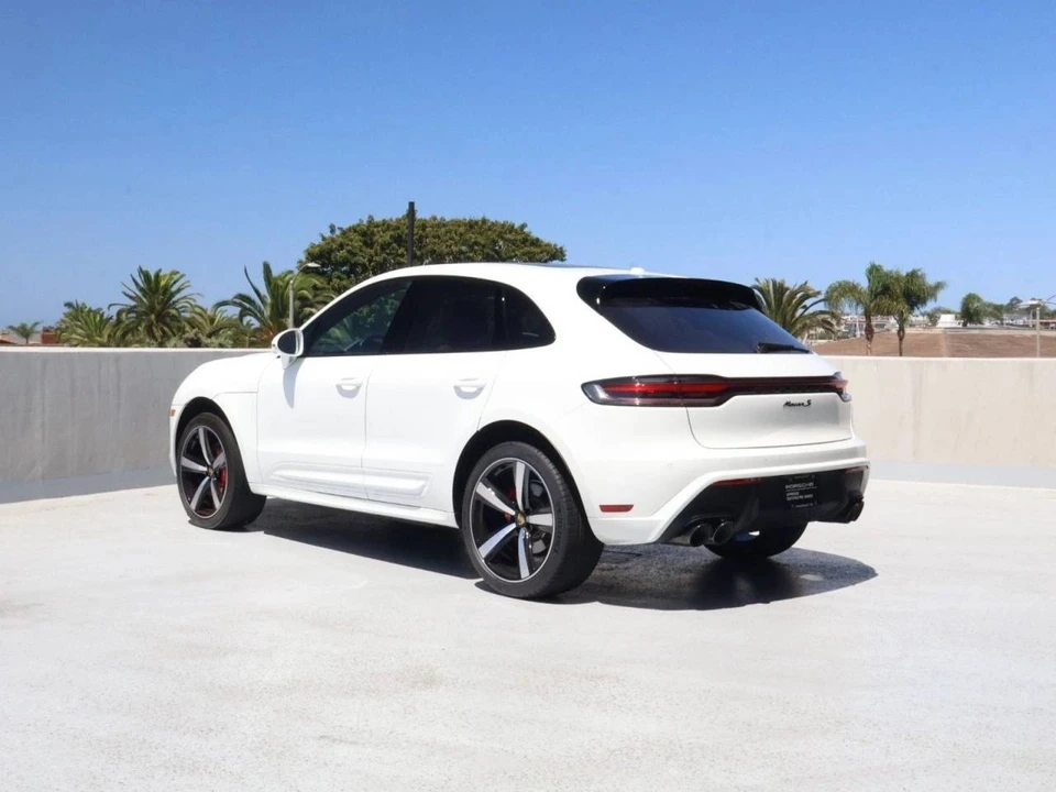 2023 Porsche Macan S - Image 3 of 5