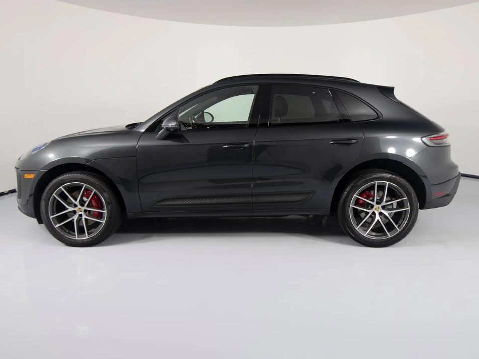 2023 Porsche Macan S - Image 2 of 5