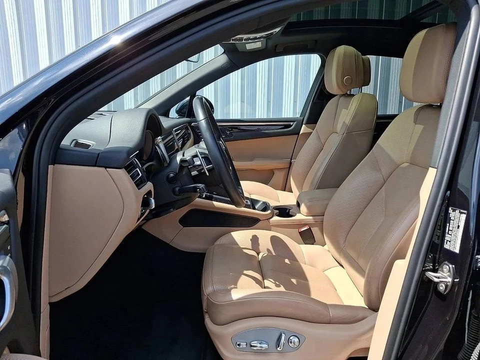 2023 Porsche Macan S - Image 5 of 5