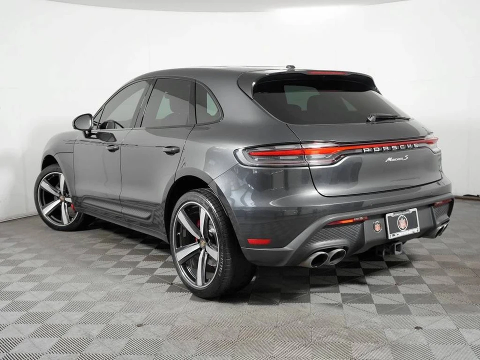2023 Porsche Macan S - Image 3 of 5