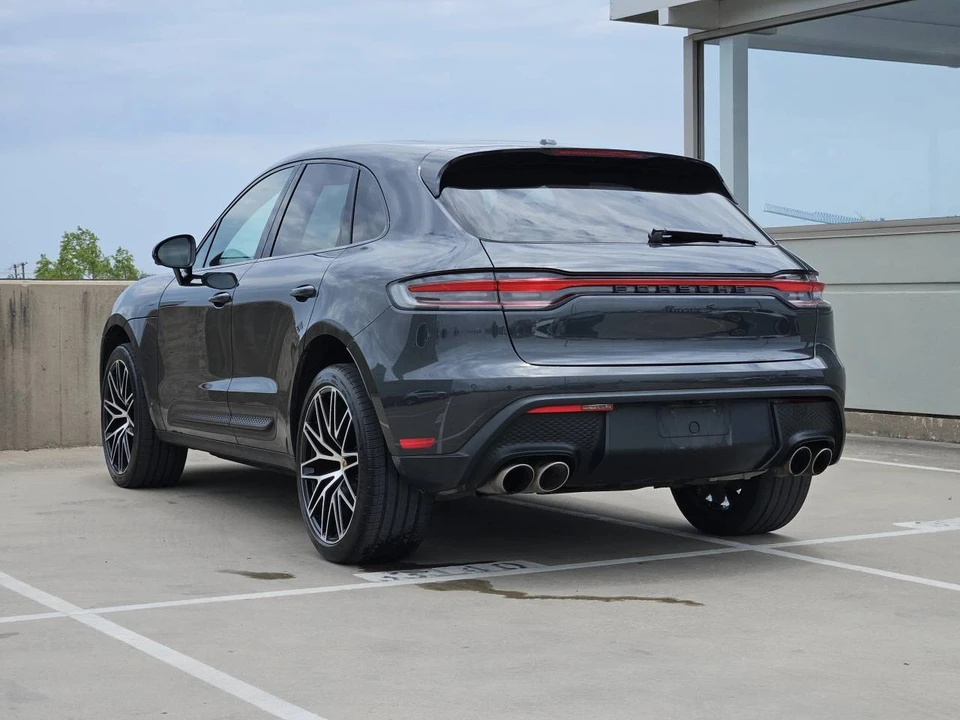 2023 Porsche Macan S - Image 3 of 5
