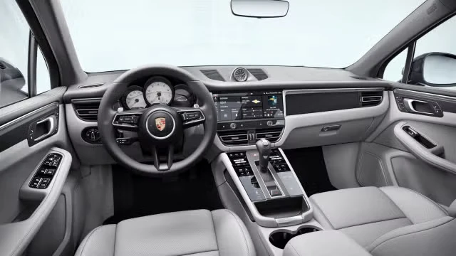 2023 Porsche Macan S - Image 26 of 30
