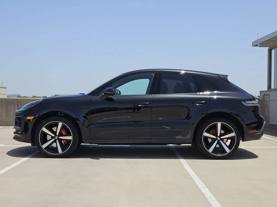 2023 Porsche Macan S - Image 2 of 5