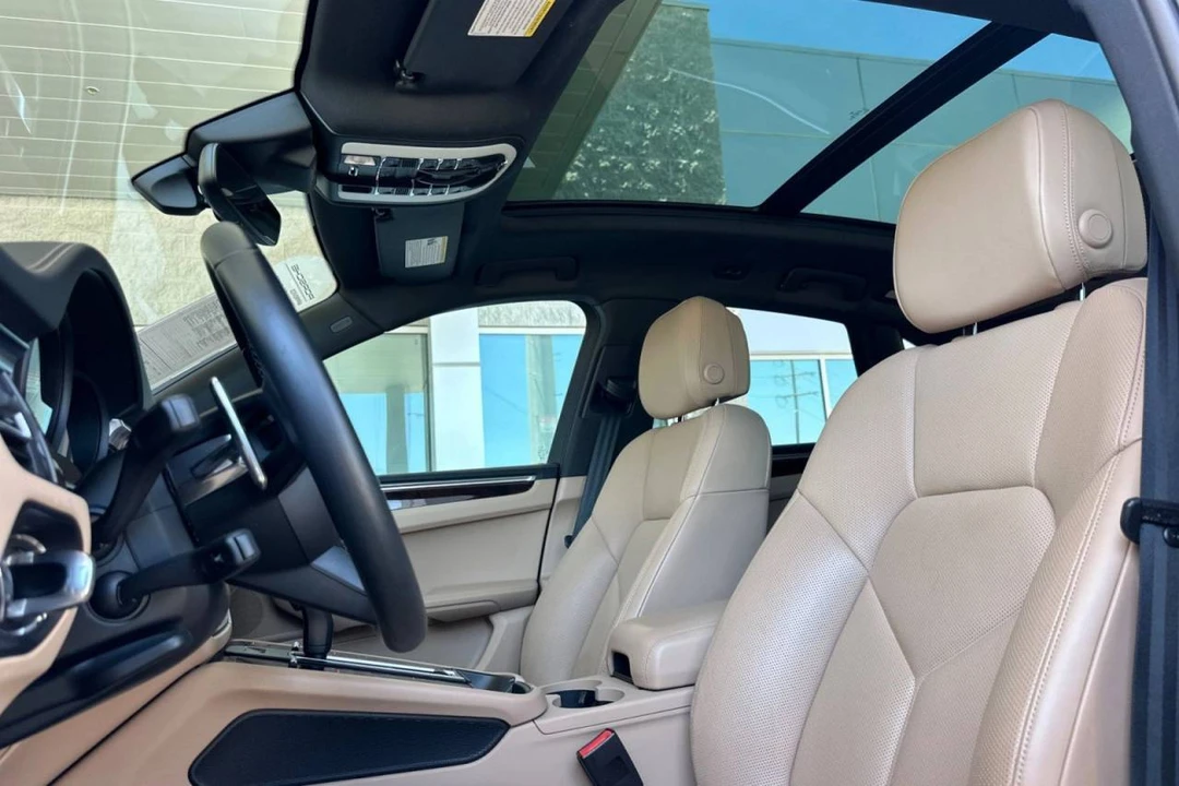 2023 Porsche Macan S - Image 5 of 5