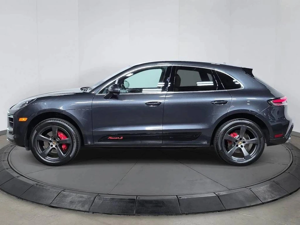 2023 Porsche Macan S - Image 2 of 5
