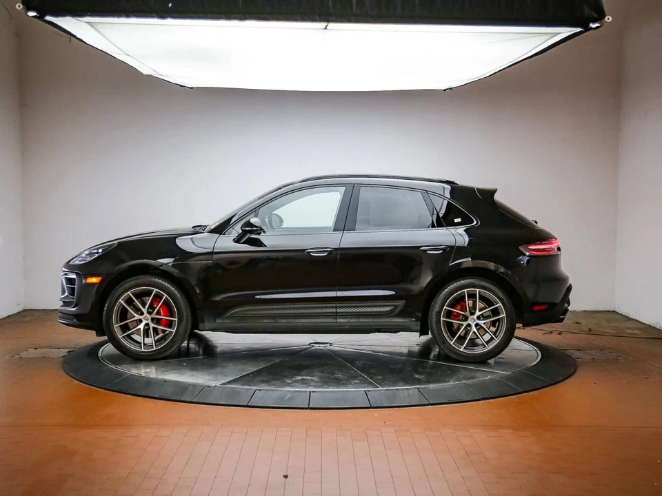 2023 Porsche Macan S - Image 2 of 5
