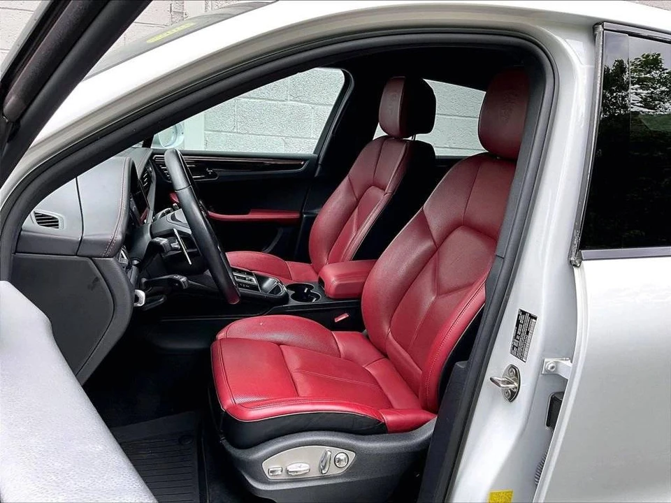 2023 Porsche Macan S - Image 5 of 5