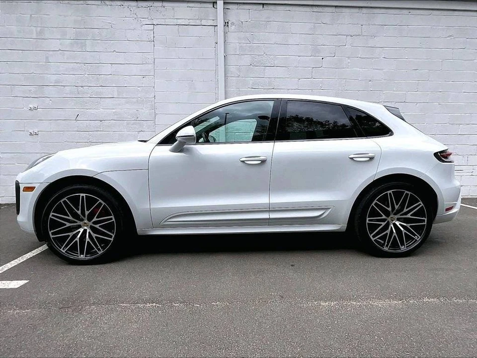 2023 Porsche Macan S - Image 2 of 5