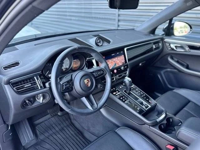 2023 Porsche Macan S - Image 4 of 5