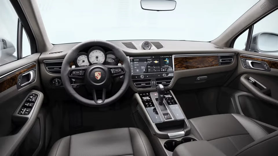 2023 Porsche Macan S - Image 27 of 30